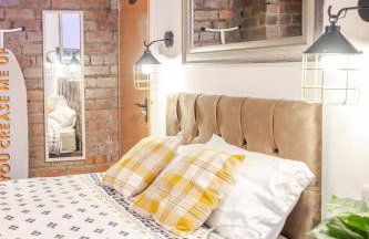 Luxury Industrial Studio Leeds Near Brudenell social club & Headingley Stadium - Photo 13