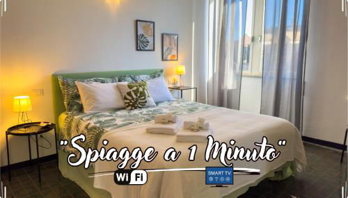 Beaches 1 min away - Free WiFi - Smart TV - AC - Foto 1, towels