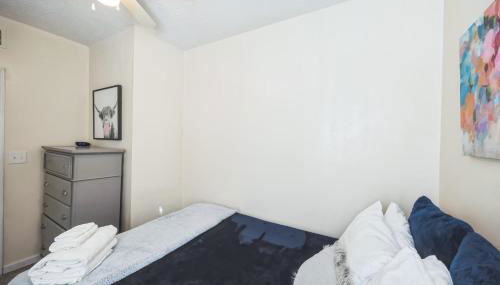 Charming Getaway on Ash St- Minutes from Cinci - Foto 5