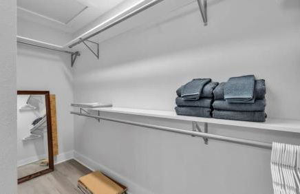 6 Bedroom with Guest House Walk to Lake & Shops - Foto 37