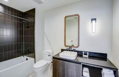 Austin McConaughey Heated Pool by Barcle - Foto 34