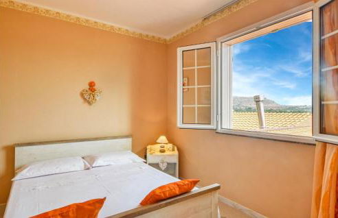 Amazing Home In Siracusa With Wifi - Photo 20