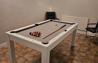 Lister Park Bradford 2bed Detached Cottage House Parking Cinema Screen Games Room - Foto 14