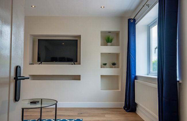 Host Stay Carlisle Road House - Photo 8