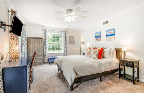 Relaxing, dog-friendly home with furnished patio, washer/dryer, WiFi, & AC - Foto 28