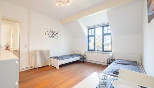 Große Monteurwohnung in Villa – 4 Zimmer, WLAN, TV, Küche – Ahrensburg Nähe Hamburg - OD06b - Foto 2