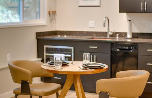 Walk to Beach and Village Bainbridge Island Gem! - Foto 10