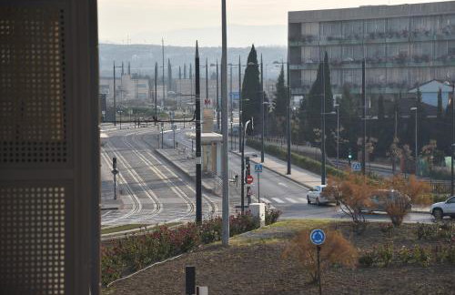 Piso centro de Granada junto al metro - Foto 21