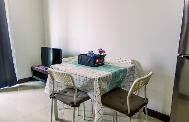 Stunning and Comfy 2BR (No Kitchen) at Sky Terrace Apartment - Foto 18