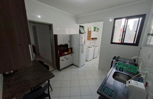 Apto na Praia de Atalaia a 100 metros da Passarela do Caranguejo - Foto 26