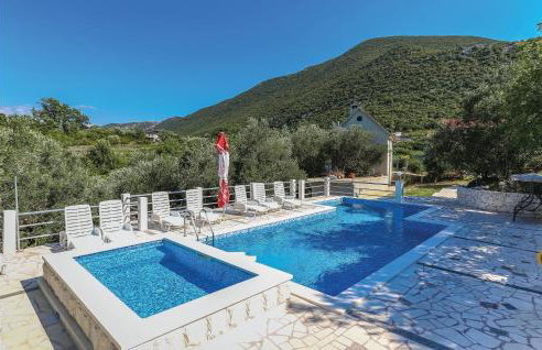 10 Bedroom Beautiful Home In Kucice - Foto 10