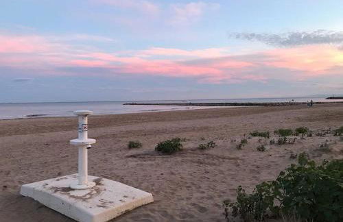 La Llar45 , Relájate junto al mar - Foto 47