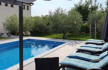 Holiday House OLIVE GROVE with pool and garden - Foto 21