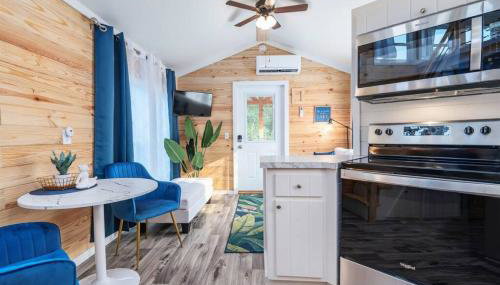 8 All Decked Out, Luxury Tiny House, Boat Parking Mins to Lake Guntersville, Downtown - Foto 5