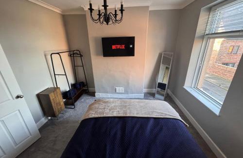 Central Near Hospital 2 Bedroom - Sleeps 4 - Self Check In - Fully Furnished - Foto 7