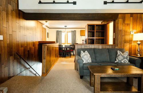 Premium Slope-Side Escape I Alpen Villas at Powderhorn Mountain - Foto 7