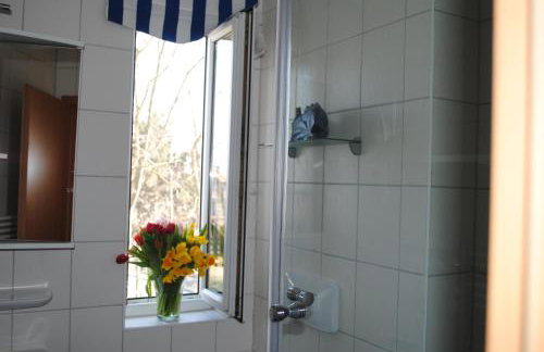 Ferienwohnung Yachthafentraum in 2 Minuten am Strand Seebrücke Yachthafen - Photo 31