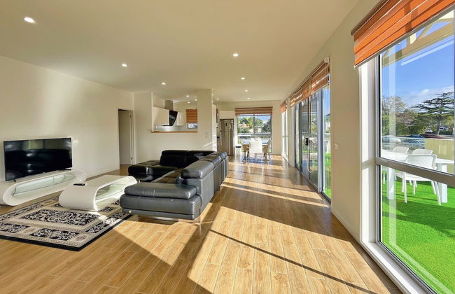 Phillip Island Towers - Photo 23