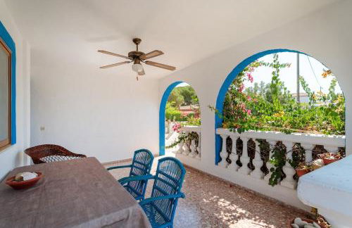 Villa with private swimming-pool in quiet location - Foto 3