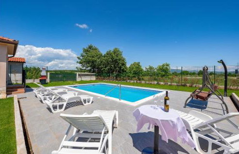 Beautiful Home In Labin - Photo 2