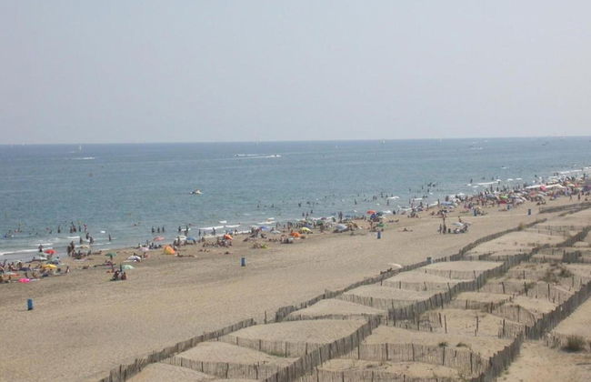 Cozy Coastal Home w/ Terrace - Foto 15