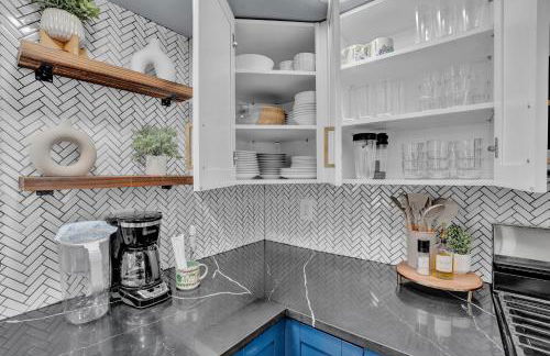 Pocono Blue with Paddleboards, Spa, Indoor Jacuzzi, GameRoom, Lake, EV - Foto 13