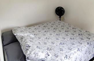 Casa Espaço Sara Piscina com total privacidade, área gourmet completa com churrasqueira fogão a lenha, a 5min do centro e do parque das águas - Foto 24