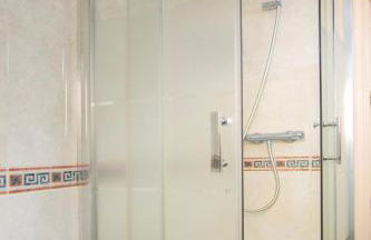 Bright and Wide apartment - Avenida de America - Foto 24