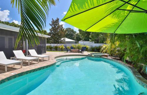 Resort Saltwater Pool Spa Near Anna Maria - Photo 32