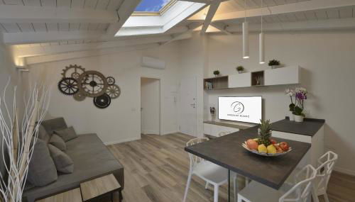 Grenier Blanc - Elegante mansarda - Photo 5