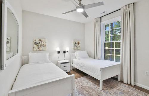 FirepitBBQHot TubKingFull KitchenSmartTVPets - Foto 16