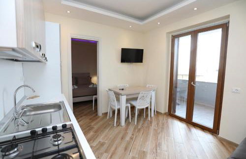 Smile Apartments Vista Mare, Balcone e Parcheggio su Richiesta - Photo 34