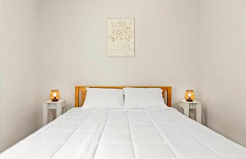 Hudson Restored Farmhouse with Fire Pit - Foto 24