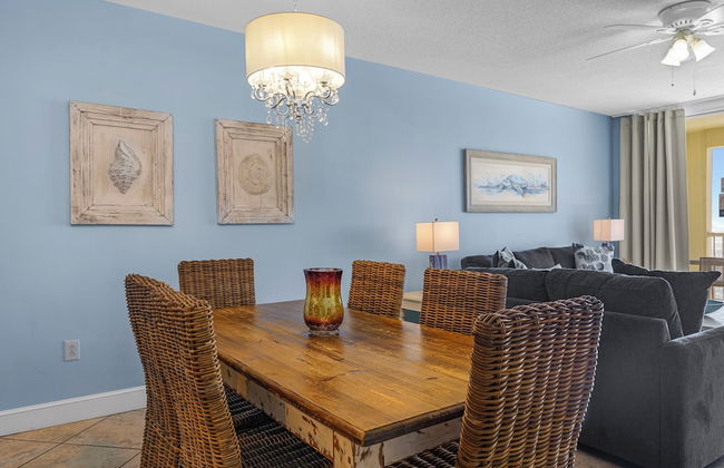 Majestic Beach Resort by Book That Condo - Foto 76