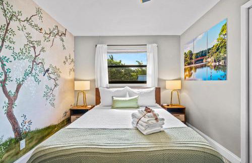 Bali Inspired home with Heated Pool, Sauna and Hot Tub! Close to Beach and Atlantic Ave - Photo 22