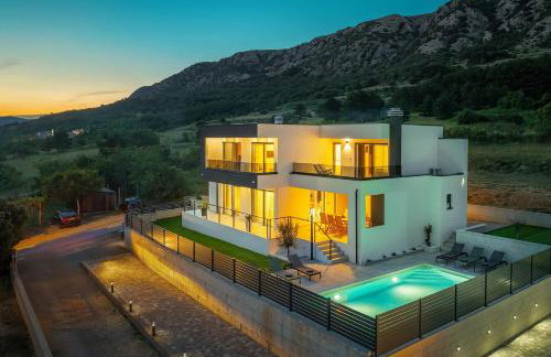 Villa Marina with a Pool - Foto 3