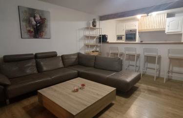 Bas de Villa avec entrée indépendante en pleine nature - Foto 13