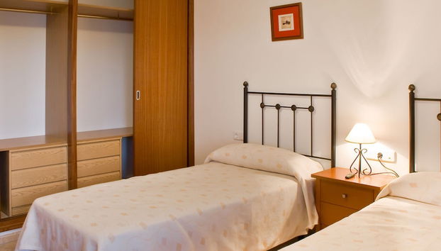 Villa in Sant Josep Near Cala Jondal Beach - Foto 2, Habitación