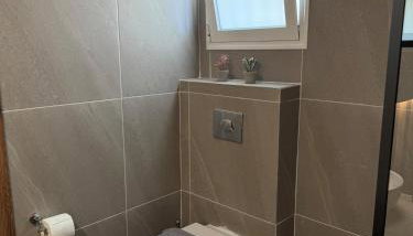 Solmera - Photo 2, Shower