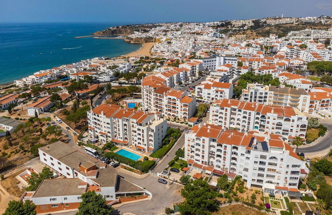 Sea View Central Town 2 Bedroom Apartment - Foto 15