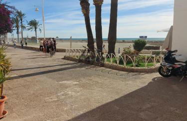 CASA playa 3dormitorios - Photo 3