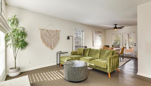 7 Mi to Beach! Wilmington Family Gem with Yard - Foto 4