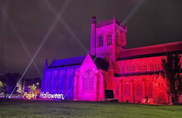 The Paisley Penthouse - Stunning View of the Abbey - Foto 87