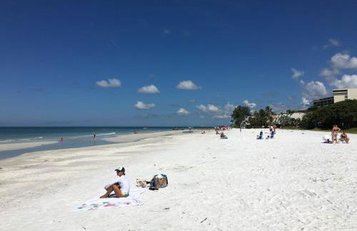 Private Patio, Walk to All, 2min- Siesta Keys Best Beach, 1min- Dining & Entertainment of Village! - Foto 47