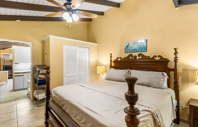 A Getaway From Your Getaway 1 Bedroom Condo by RedAwning - Photo 8