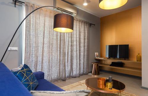 Magnolia - Modern Apartment near City Center and Sea - Photo 17