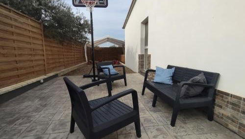 Chalet en el Aljarafe a 15 min de Sevilla - Foto 4