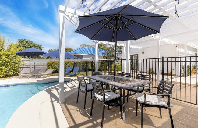 Pelican Retreat by Avantstay 5 Mins TO Beach Pet Friendly w/ Pool & Bbq! - Foto 2