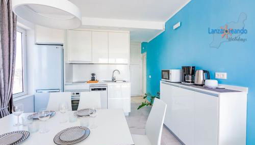 House of the Horizon Playa Las Cucharas VV penthouse with sea & pool view AIRCON - Foto 4