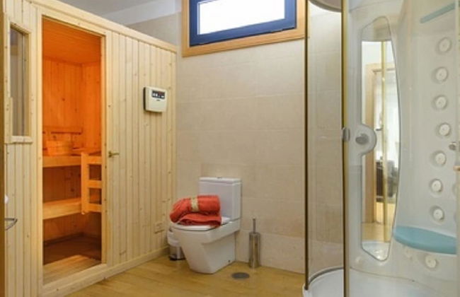 Beautiful 5-bed Villa in Playa Blanca - Photo 15